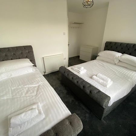 Memorial Building Apartment Ruthin Ngoại thất bức ảnh