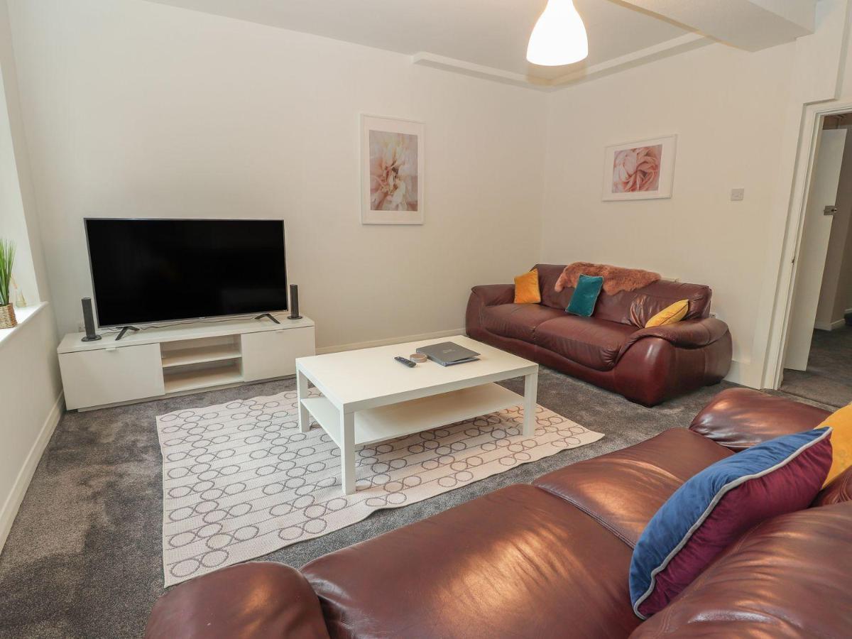 Memorial Building Apartment Ruthin Ngoại thất bức ảnh