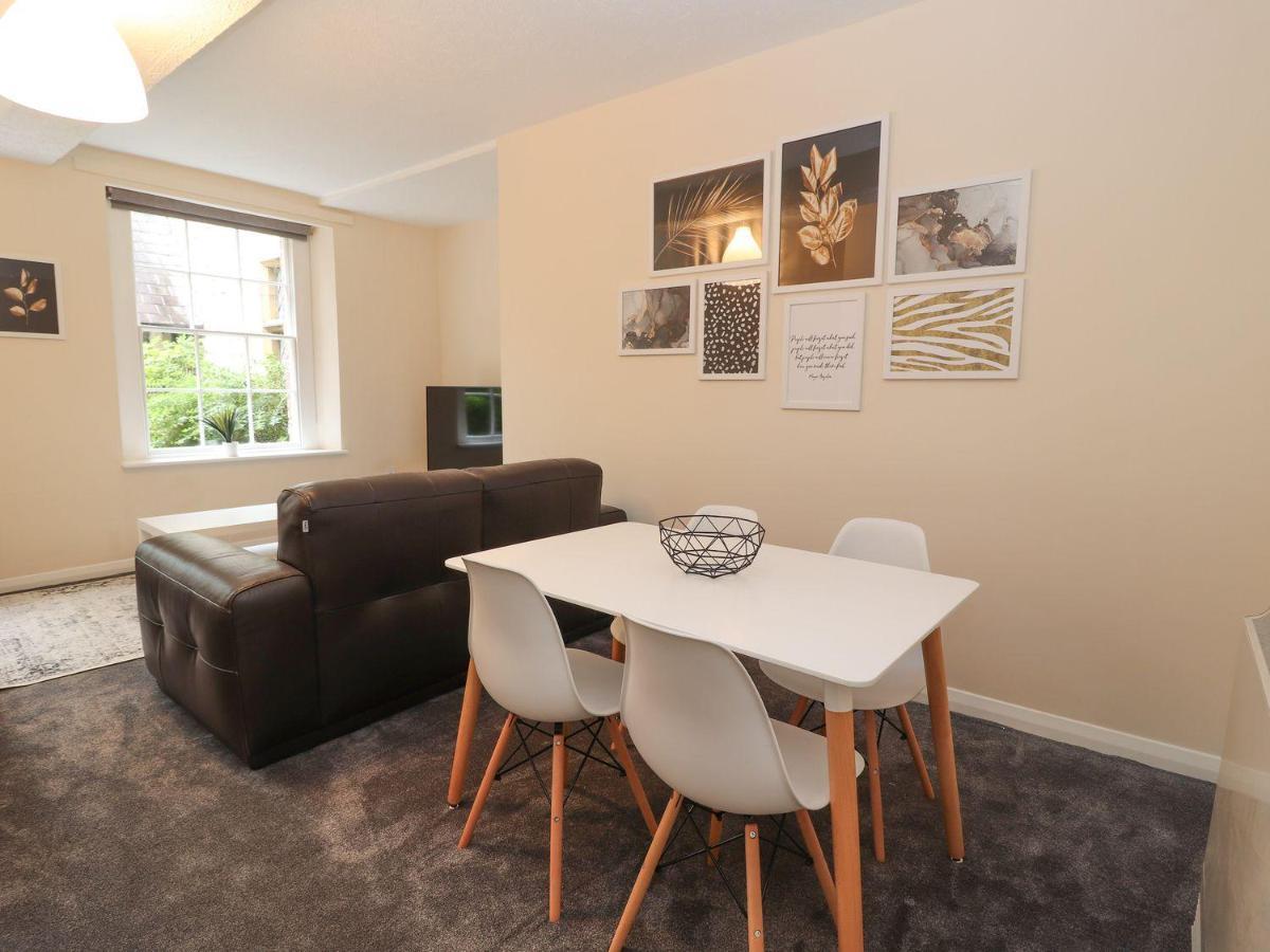 Memorial Building Apartment Ruthin Ngoại thất bức ảnh